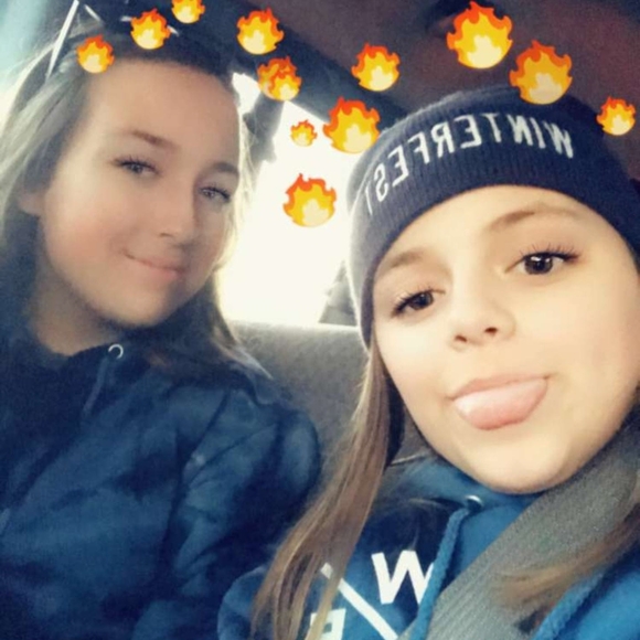 Meet your Posher, Essence - Picture 1 of 1